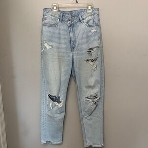 American Eagle Next Level Stretch Light Blue Distressed Jean